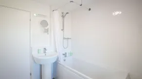 Ridgeway Farmhouse at Ragley Estate, Alcester - sleeps 8 guests  in 4 bedrooms - Image 3