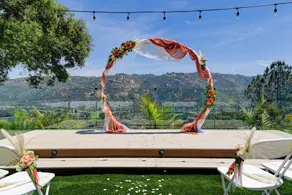 Above The Clouds Celebrity Estate! Lake Size Infinity Pool/Jacuzzi + Views! - Image 5