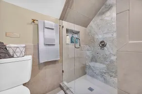 Newly renovated Cozy home with chef kitchen, pretty much fully stocked  - Image 3