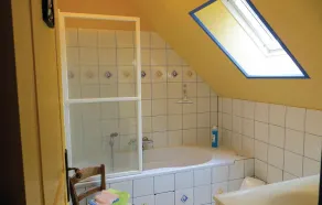 Gorgeous Home In Vernie With Wifi - Image 2