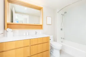 Luxury Ocean View High-Rise Condo at Sky Ala Moana wAmazing Amenities - Image 5