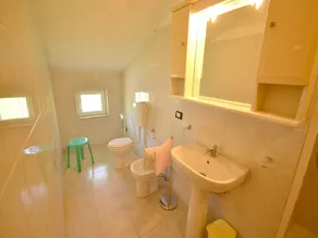 Cottage in Sesta Godano near the Sea - Image 2