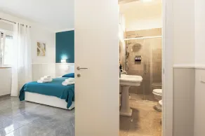 Royal Rooms Portici - Image 2