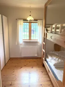 'Tomtebo' - Mysig sjöutsiktstuga i Gesunda, Mora - Image 4
