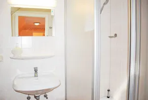 50 3-Raumferienwohnung (H)  neu - Ferienwohnungen auf Mönchgut! - Image 3