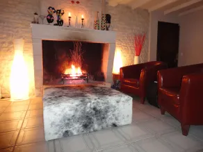 Beautiful renovated farmhouse with private heated pool. - Image 2