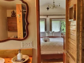 Mountain River Chalet Romantique - Image 5