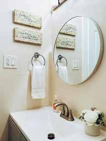 Stylish Stay Close to UM & City Vibes - Image 3
