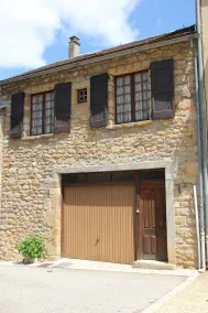 Maison indépendante avec jardin dans le village de Quézac - Image 5