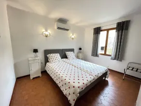 Roussillon: Haus für 4- 6 Personen mit Garten und Pool im Herzen des Dorfes. - Image 3