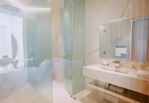 Luxury Living Tbilisi - Image 2