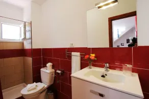 Quiet holiday home near the beach - Image 2