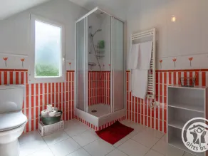 Cozy Gîte with Shared Heated Pool near Angers - Image 5