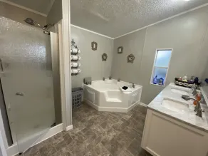 Cave Divers Spring Escape, Sleeps 8+, Private Patio, Fire Pit, Spacious Kitchen - Image 4