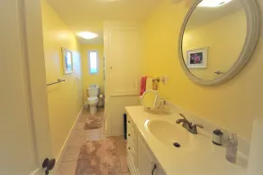 Beautiful home & short walk to beach, restaurants, and marinas in Rock Hall, MD - Image 2