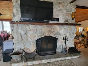 Seneca Riverfront Spa! Hot tub, Pool + Sauna! Pontoon Boat and Canoe Available! - Image 3