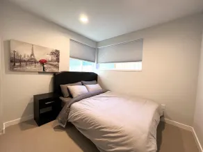 Modern Home in Heart of West SEA (safer area), near Downtown, Beach, Hwy Access - Image 5