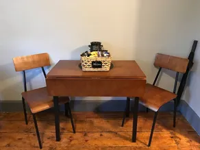 #2, Quaint Private Apartment in Historic Building - Image 5