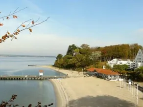 fantastic location between the Kurstrand and Fördeland-Therme - Image 3