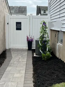 Modern Studio, Jitney to NYC train! Private Patio with NYC View! W/D - Image 5
