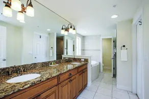 Sunny Days 5 Bedrooms 5 Bathrooms Home - Image 3