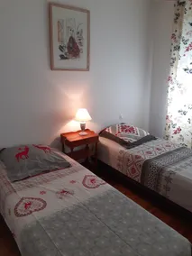 Single-storey house 110m², residential area, 500m from town center - Image 5