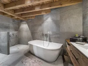 Chalet moderne et spacieux à Méribel avec jacuzzi et sauna - Image 2