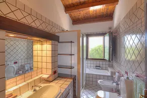 Wunderschönes famileinfreundliches Einzelhaus mit Privatpool. - Image 3