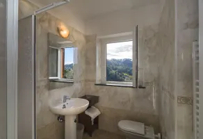 Country house in the Tuscan hills with private pool.  - Image 3