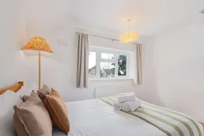 Spacious 3BHK near Heathrow - Image 5