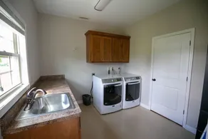 4 BR House on Working Ranch with Lake and River #4 - Image 3