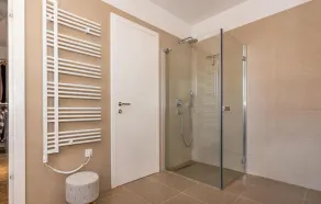 Awesome Home In Srima - Image 5