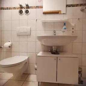 Charming 2-Room Apartment lakenear FeWo am See - Image 3