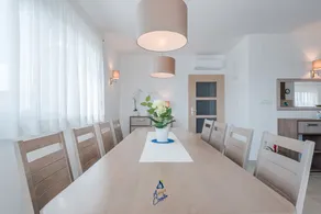 Exquisite 4 BD villa for 8 with heated pool near Zadar - Image 3
