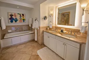 BEACHFRONT LUXURY at the Ritz! NEWLY RENOVATED - MOST DATES Available! - Image 3