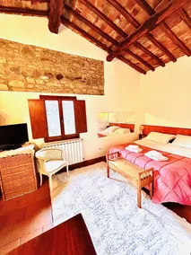 Studio in Chianti located in a farmhouse complex - Image 5