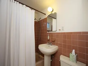 Bay Side Cape In Desirable Surf City Lbi - 4 Bedroom 2 Bath With Private Yard - Image 4