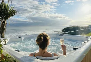 Luxury, Spacious, Beachfront (direct access) House with Breath-taking Sea Views - Image 3