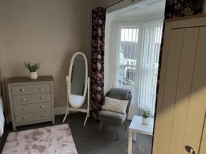 2 Bed Flat - Sleeps 4 Antrim town centre - Image 4