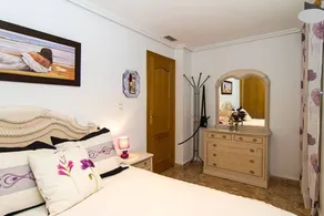 mysig lägenhet med 140m terrass med privat pool - Image 5