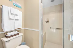 Private tropical paradise in the heart of the community! Pool and Welcome Basket - Image 5