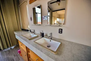 A beautiful loft in nature but close to the city, with pool /streamer - Image 2
