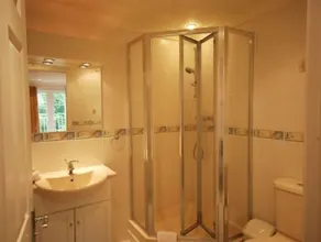SPACIOUS HOUSE  - 4 BEDROOMS +3BATHROOM --  WIFI  Bar /Restaurant  Play Areas - Image 4