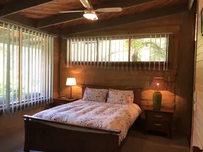 Castella Country Retreat- Rustic Charm in the Heart of Yarra Valley Wine Country - Image 4