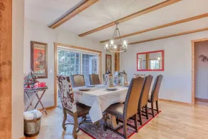 Lazy Bear Lodge · Spacious 6BR Lodge with Chef's Kitchen, Hot Tub, Golf Views and more - Image 2
