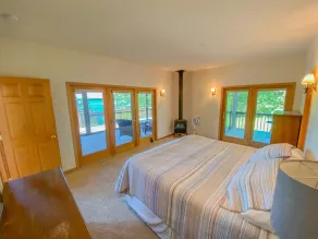 Large Family Cabin on Lake Sylvia -Beautiful & Clean Lake!  Awesome Fishing - Image 5