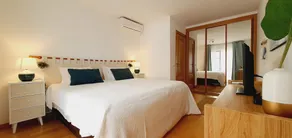 T1 Cozy Beachfront Apartment 'Free Wi-Fi' - Image 5