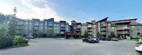 ✫ Modern 2 bed 2 bath condo w/ pool & hot tub at the base of ski hill  - Image 5