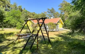 Stunning home in Aakirkeby with WiFi - Image 2