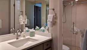 Breathtaking \"Top of the World\" condo Lakefront 3BR dans le coeur des Rocheuses - Image 3